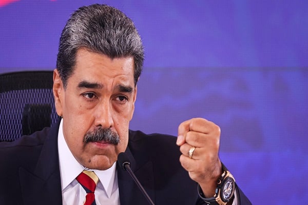 Maduro a EE.UU.: "Primero sálvense ustedes"