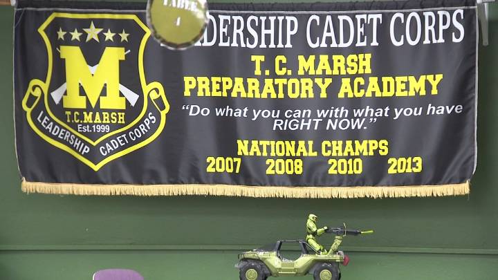 Dallas middle school honors veterans with campus museum