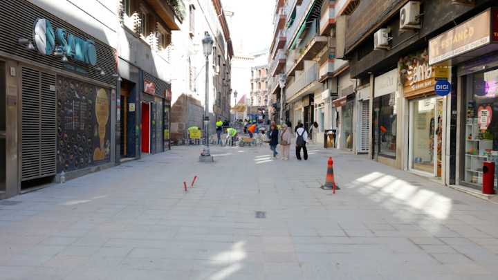 El acceso al parking del Hotel Victoria desde Recogidas se mantendrá tras la remodelación de San Antón