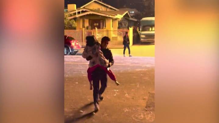 Off-duty paramedic rescues 7-year-old girl from Thanksgiving fire