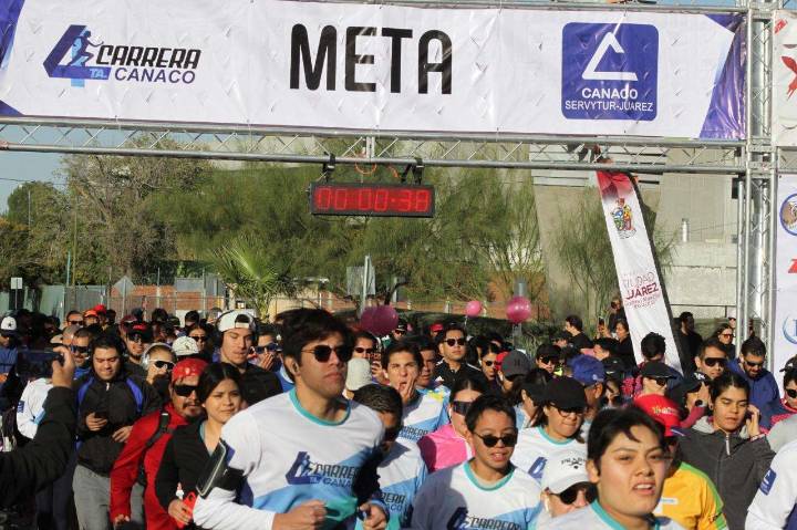 Corren 3 mil en carrera de Canaco