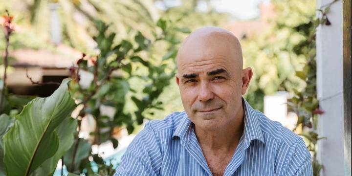 Después de Malvinas, Eduardo Sacheri ya tiene tema para su próximo libro: lo eligió “por motivos biográficos”