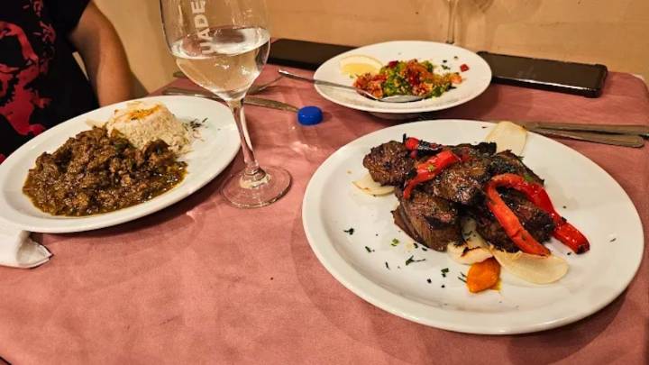 El bodegón de comida oriental con platos muy económicos