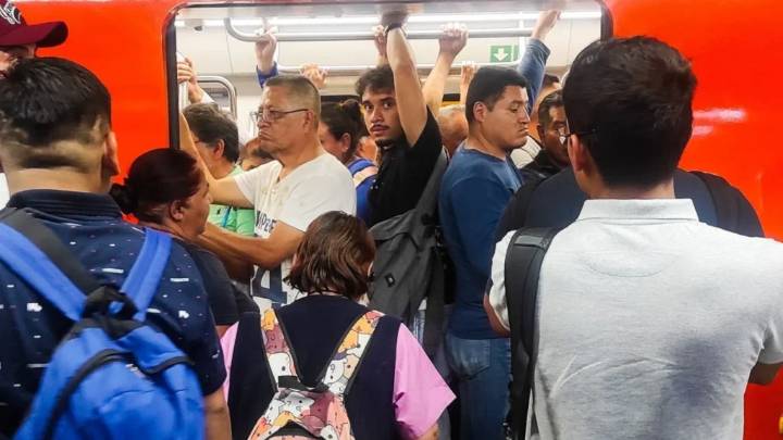 Por movilización de CNTE, Metro CDMX cierra estaciones Pino Suárez, Zócalo y Allende de Línea 2