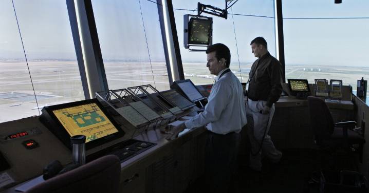 DIA seeks FAA approval to pay air traffic controllers during shutdown