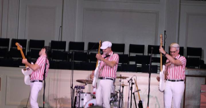 THE SOUNDS OF SUMMER: Fine Arts Association presents Beach Boys tribute