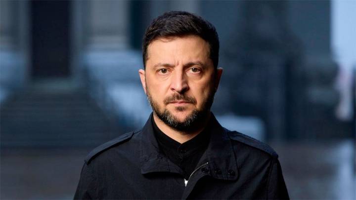 “Entregar tierra a Rusia es el problema”: Zelenski habló sobre las negociaciones…