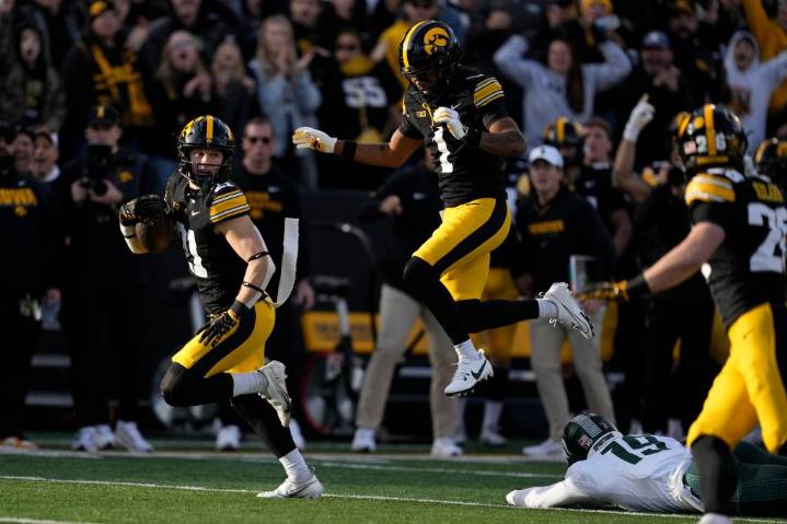 Drew Stevens’ field goal caps Iowa’s comeback in 20