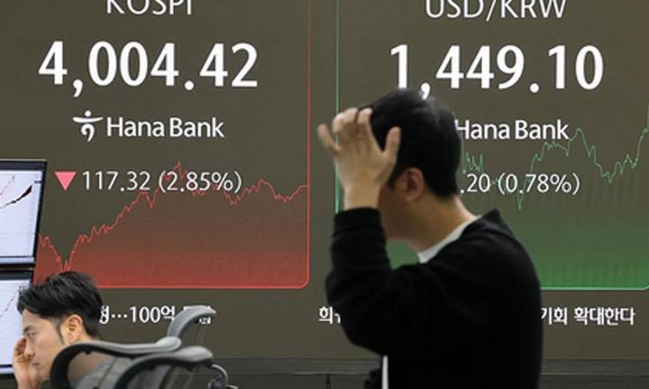 Valuation fears rout South Korean stock market