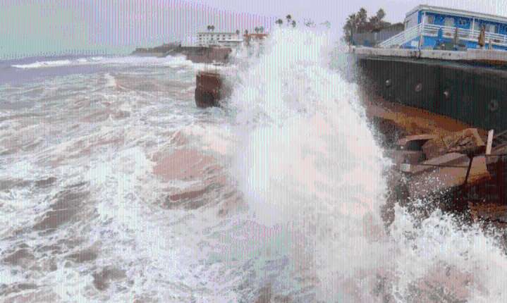 A sea in fury: Drone video captures dramatic king tides at Sunset Cliffs