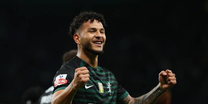 Luis Suárez continúa en racha en Portugal y ratificó por qué está en los planes de la selección Colombia con miras al mundial: se fue de doblete