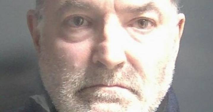 Man jailed for grooming young girls online and then sexually abusing them