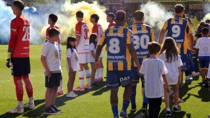 Pasillo contra Central: suspenden por dos fechas a los jugadores de Estudiantes y por 6 meses a Verón