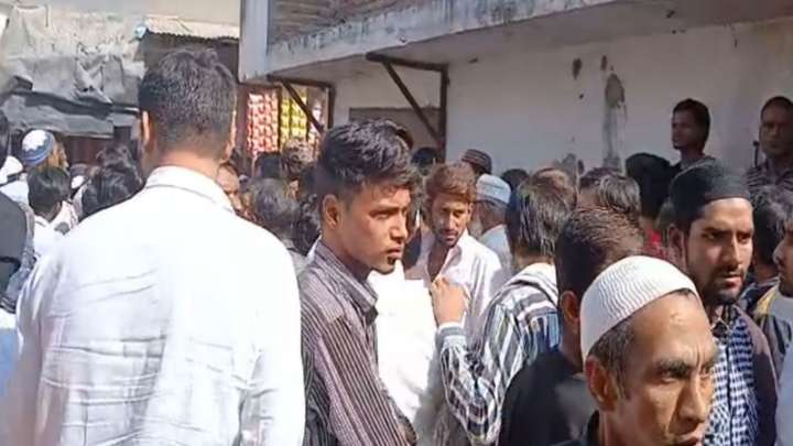 Relatives of Delhi blast victims mourn the deaths of loved ones, demand justice