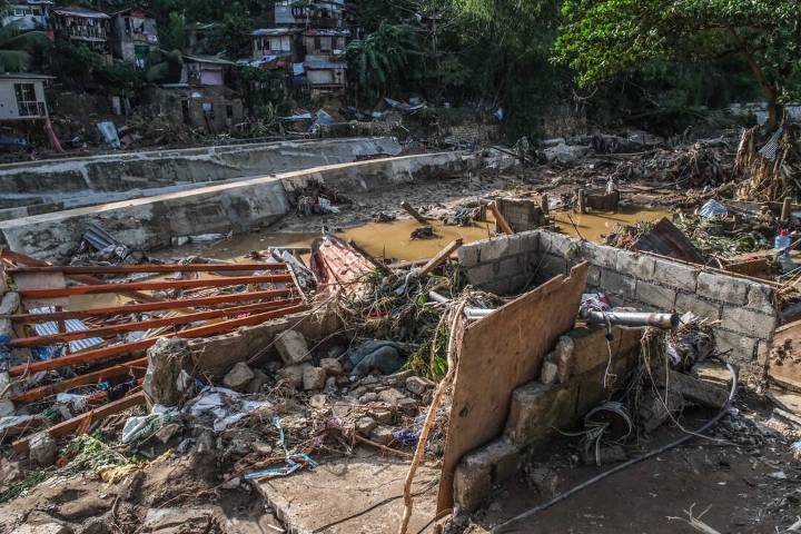 Filipinas eleva a 92 el balance de víctimas mortales por el tifón Kalmaegi