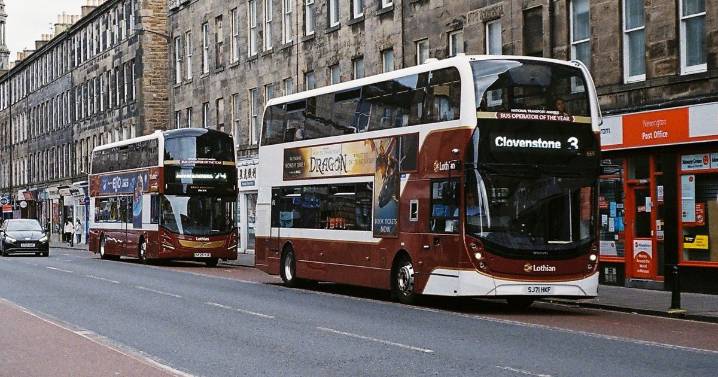 Plans for Edinburgh private hire cars to be allowed to use bus lanes
