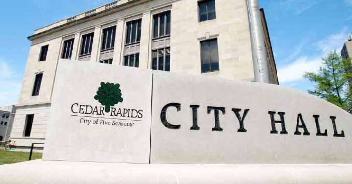 Iowa Supreme Court reverses decision against C.R. Council in open meetings lawsuit