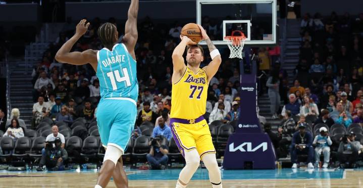 Edwin’s Journal: A bad road trip shows Lakers still have work to do