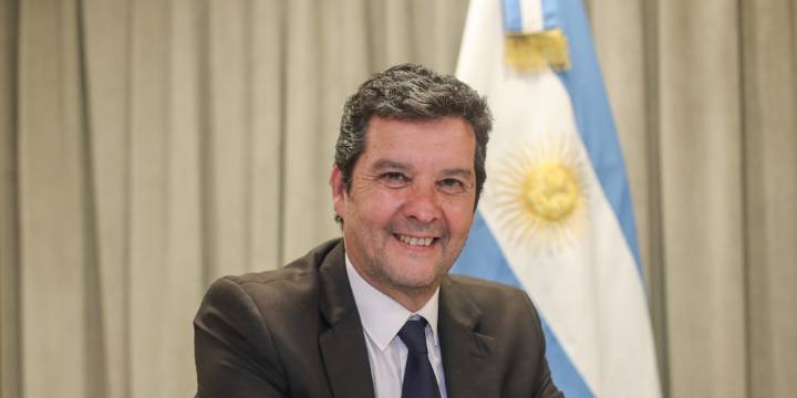 Designaron a los representantes de la Autoridad Nacional de la Competencia, un organismo clave del Ministerio de Economía