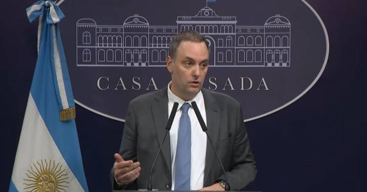 Desregulación e inversiones: Manuel Adorni presentó el informe de acciones del Gobierno de Milei