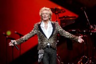 Rod Stewart returns to Rocket Arena 'One Last Time'