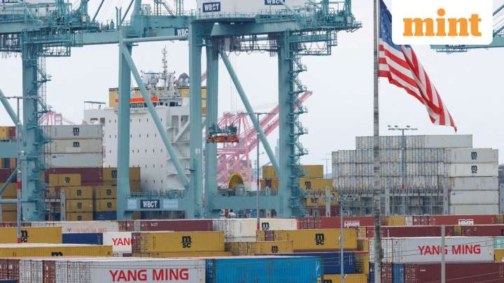 US trade deficit narrows significantly in Aug as imports dip after Trump tariffs