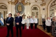 El presidente Milei encabezó la Entrega de Sables a las Fuerzas Armadas