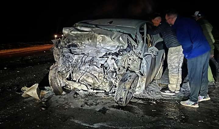 Una camioneta chocó contra un vacuno y luego impactó a otro vehículo: murió la conductora