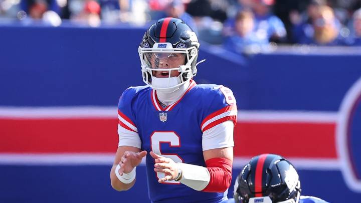 Jaxson Dart will start on Monday night