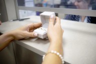 How NYC Flagship Store Design Elevates the Jewelry Shopping Experience