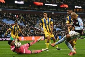 Villa edge Maccabi Tel Aviv in fraught Europa League match