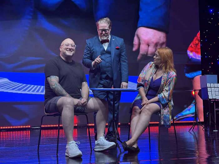 6 magicians to take the stage in ‘The Magic Studio Holiday Spectacular’ in Orlando