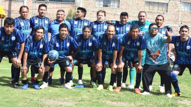 Feder-Puno inaugura la “Copa Premium 2025” con 18 equipos en máster y senior en Arequipa