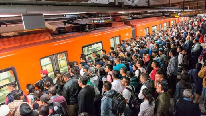 Las personas en el mundo se transportan hasta hora y media al día sin importar nivel económico