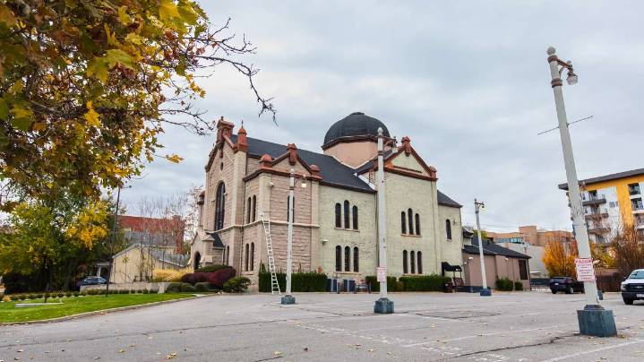 A 7-story complex could soon wrap around this historic Salt Lake City synagogue