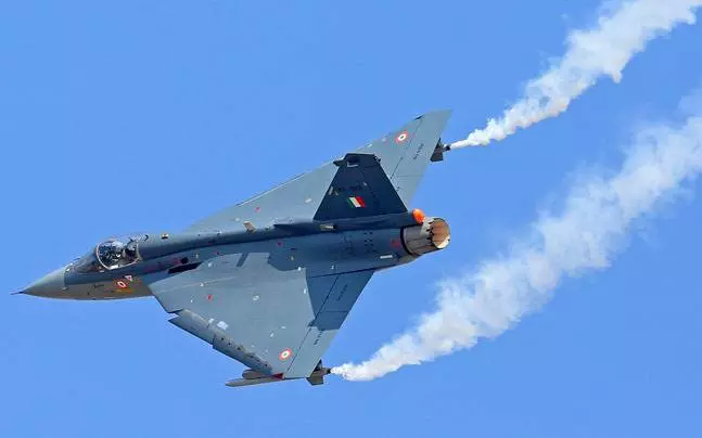 IAF's Tejas fighter jet crashes during Dubai Air Show; pilot dies