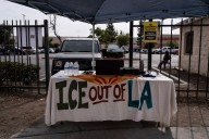 Protesta inusual en Home Depot de Los Ángeles: raspadores de hielo contra ICE