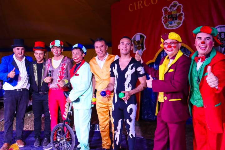 Ejército Nacional con su circo ilumina los lugares más apartados del territorio