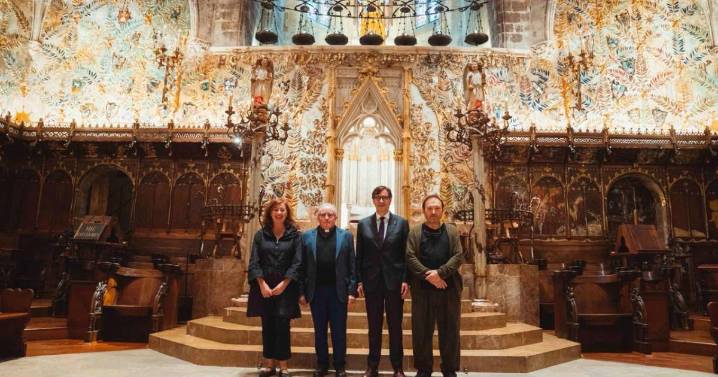 Salvador Illa visita la Seu acompañado de Miquel Barceló