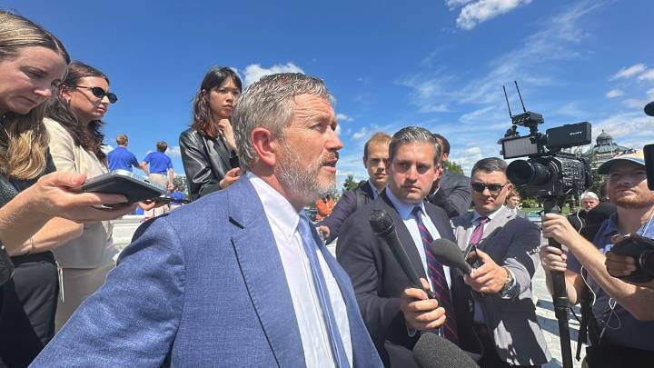 Kentucky Rep. Thomas Massie thanks President Donald Trump for reversal on Epstein records legislation