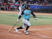 Bravos venció a Cardenales en el regreso de Henry Blanco