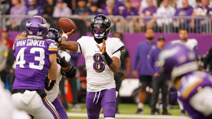 Ravens look to extend their post-bye winning streak to 4 when they face struggling Browns