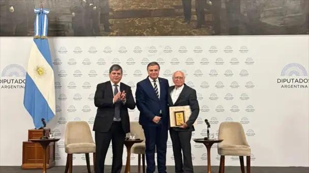 Reconocen en Argentina a empresario mexicano