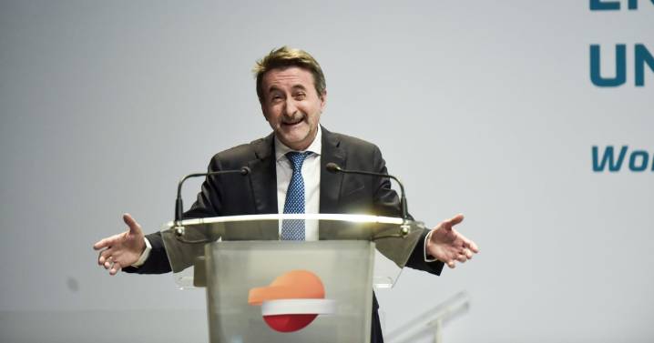 Repsol estudia fusionarse con la energética estadounidense APA para cotizar en Wall Street