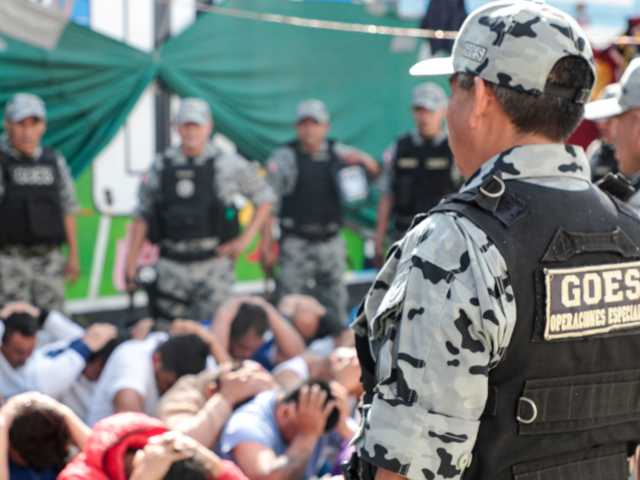 Operativo en penal Ancón II: incautan armas punzocortantes, juegos de casino y más de 50 discos