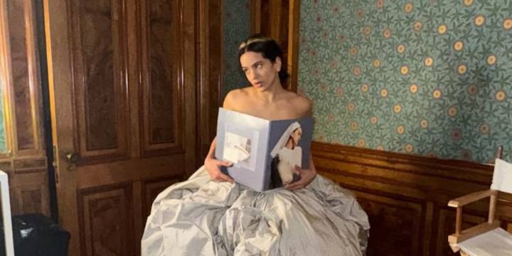 Rosalía cambia su forma de cantar: qué es el “bricolaje lingüístico” y por qué está revolucionando la música