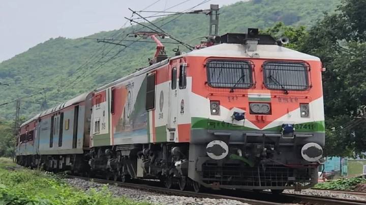 East Coast Railway to Run Special Trains Between Berhampur and Puri for Kartik Purnima Festival