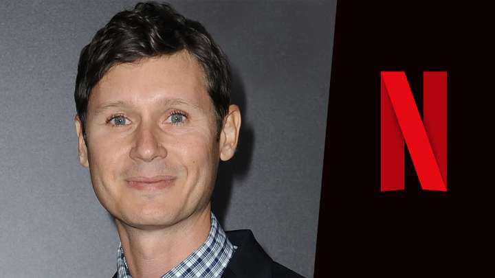 Netflix Picks Up Johnny Rosenthal's Comedy 'Aunt Roxie' with Ryan Reynolds and Amy Williams to Produce