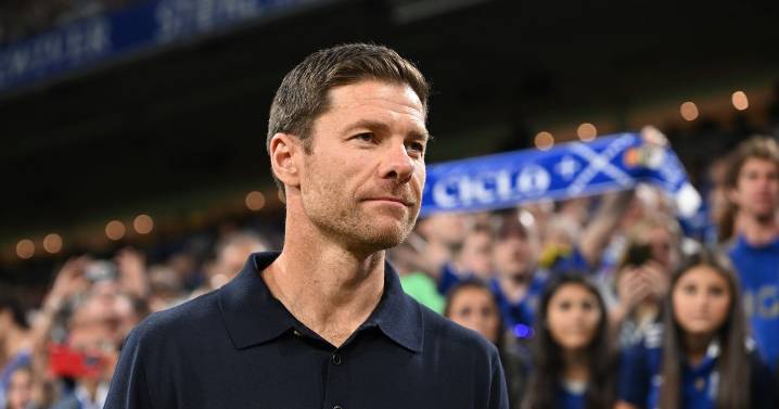 Real Madrid star to consider Manchester United transfer after Xabi Alonso bust