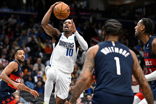 Naji Marshall anota 30 puntos y Mavs vencen 111